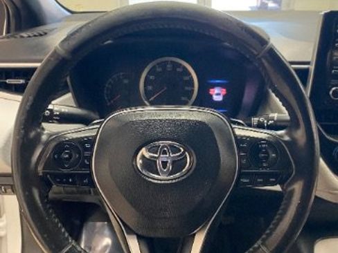 Used 2021 Toyota Corolla SE FWD image 17