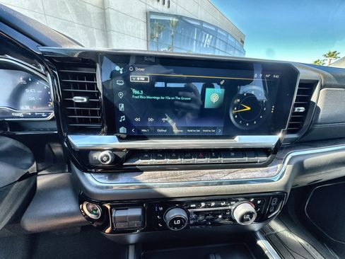 Used 2023 Chevrolet Silverado 1500 LTZ w/ Technology Package image 14