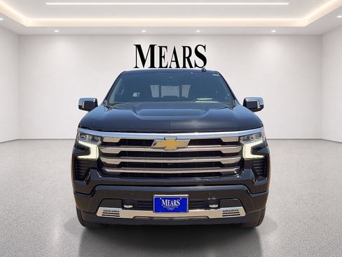Used 2022 Chevrolet Silverado 1500 High Country w/ Technology Package RWD image 8