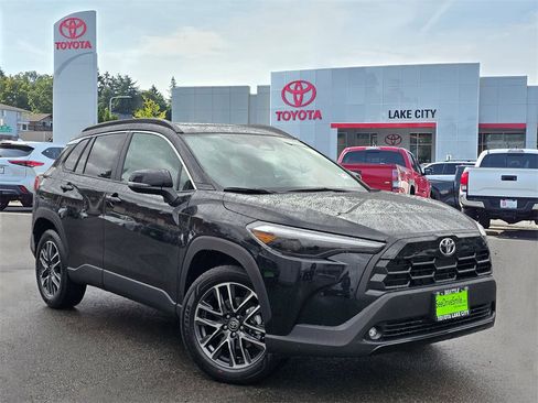 New 2026 Toyota Corolla Cross XLE image 1