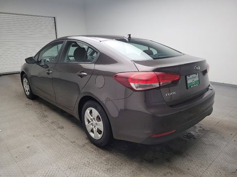 Used 2017 Kia Forte LX w/ LX Popular Package image 3