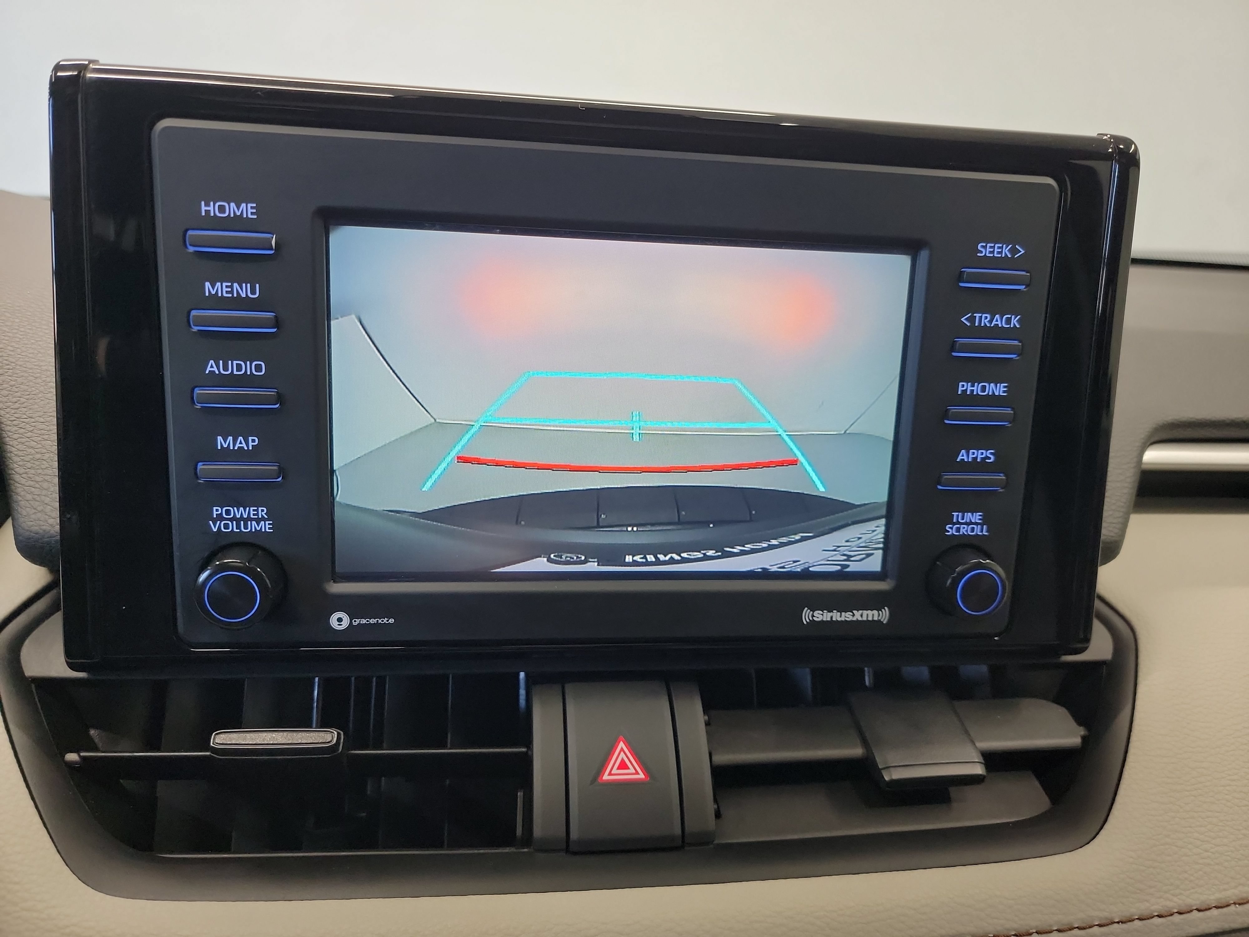 Used 2022 Toyota RAV4 XLE w/ Convenience Package AWD/4WD image 23