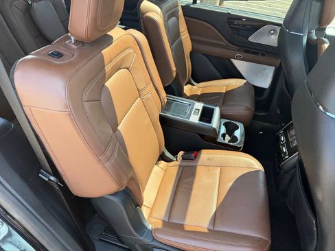 Used 2021 Lincoln Aviator Grand Touring w/ Equipment Group 302A AWD/4WD image 21