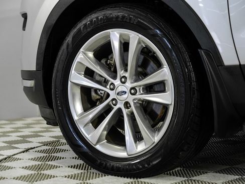 Used 2019 Ford Explorer Limited w/ Class III Trailer Tow Package FWD image 57