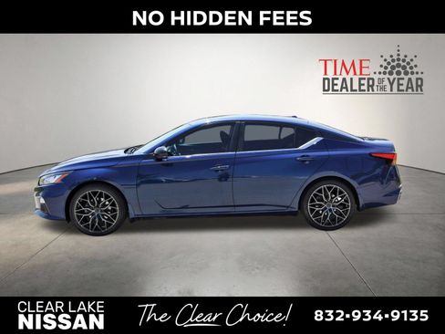 Used 2020 Nissan Altima 2.5 SR w/ Premium Package FWD image 4
