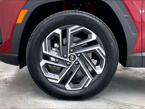 Certified 2026 Hyundai Tucson Limited AWD/4WD image 10