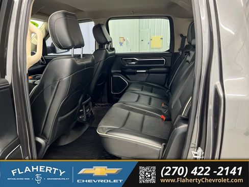 Used 2019 RAM 1500 Laramie AWD/4WD image 11