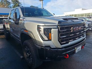Used 2025 GMC Sierra 2500 AT4X video 2