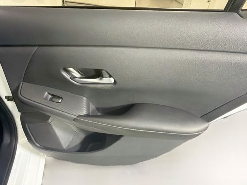 Used 2022 Nissan Sentra SV w/ All-Weather Package FWD image 27