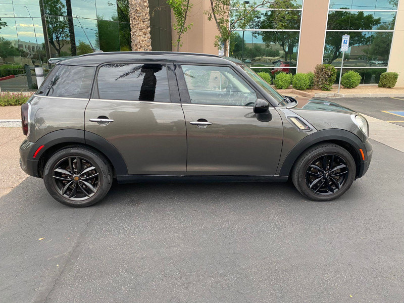 Used 2012 MINI Cooper Countryman S FWD image 2