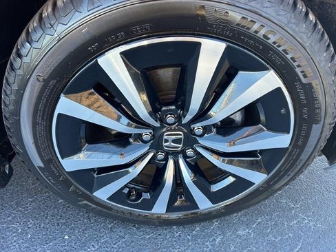 Used 2022 Honda Civic EX-L image 24