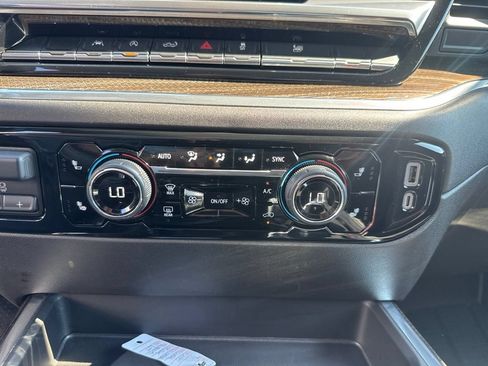 Used 2024 Chevrolet Silverado 1500 RST w/ Protection Package AWD/4WD image 37