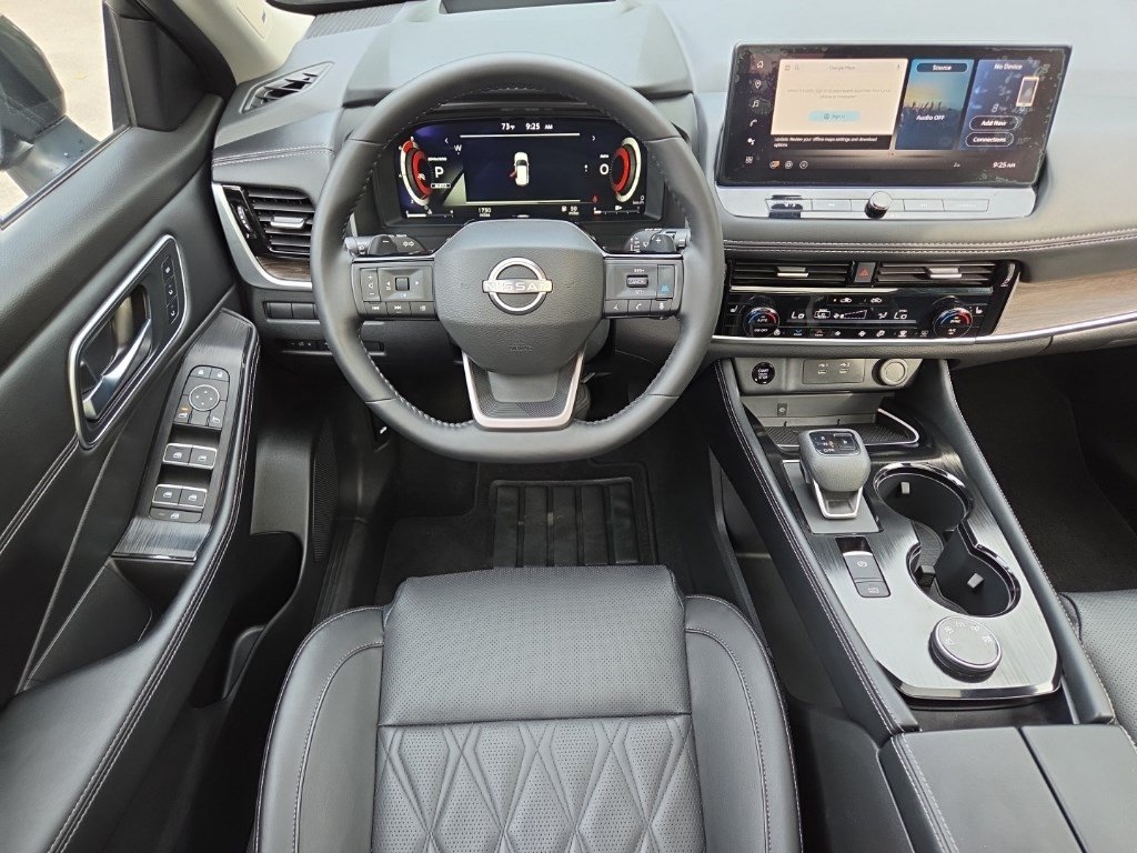 Used 2026 Nissan Rogue Platinum w/ Platinum Premium Package AWD/4WD image 27