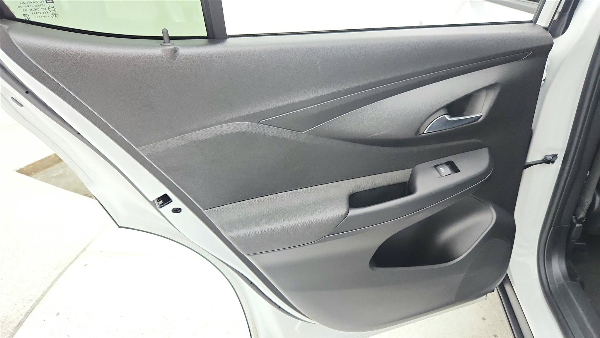 Used 2026 Buick Envista Preferred FWD image 23