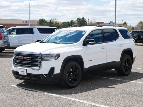 Used 2023 GMC Acadia AT4 w/ Technology Package AWD/4WD image 5