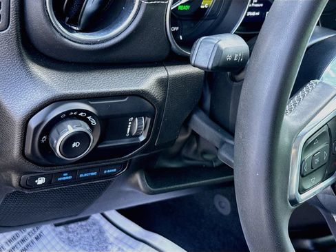 Certified 2023 Jeep Wrangler Unlimited Sahara AWD/4WD image 11