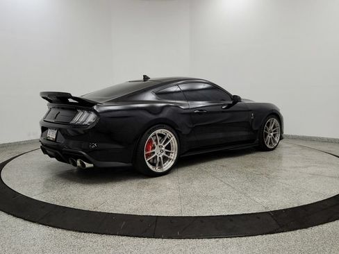 Used 2020 Ford Mustang Shelby GT500 w/ Technology Package RWD image 5
