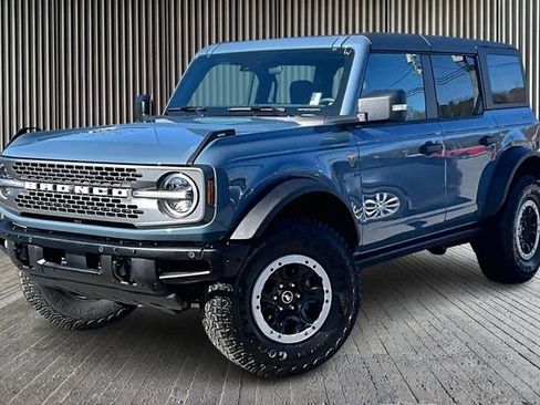 New 2025 Ford Bronco Badlands image 1