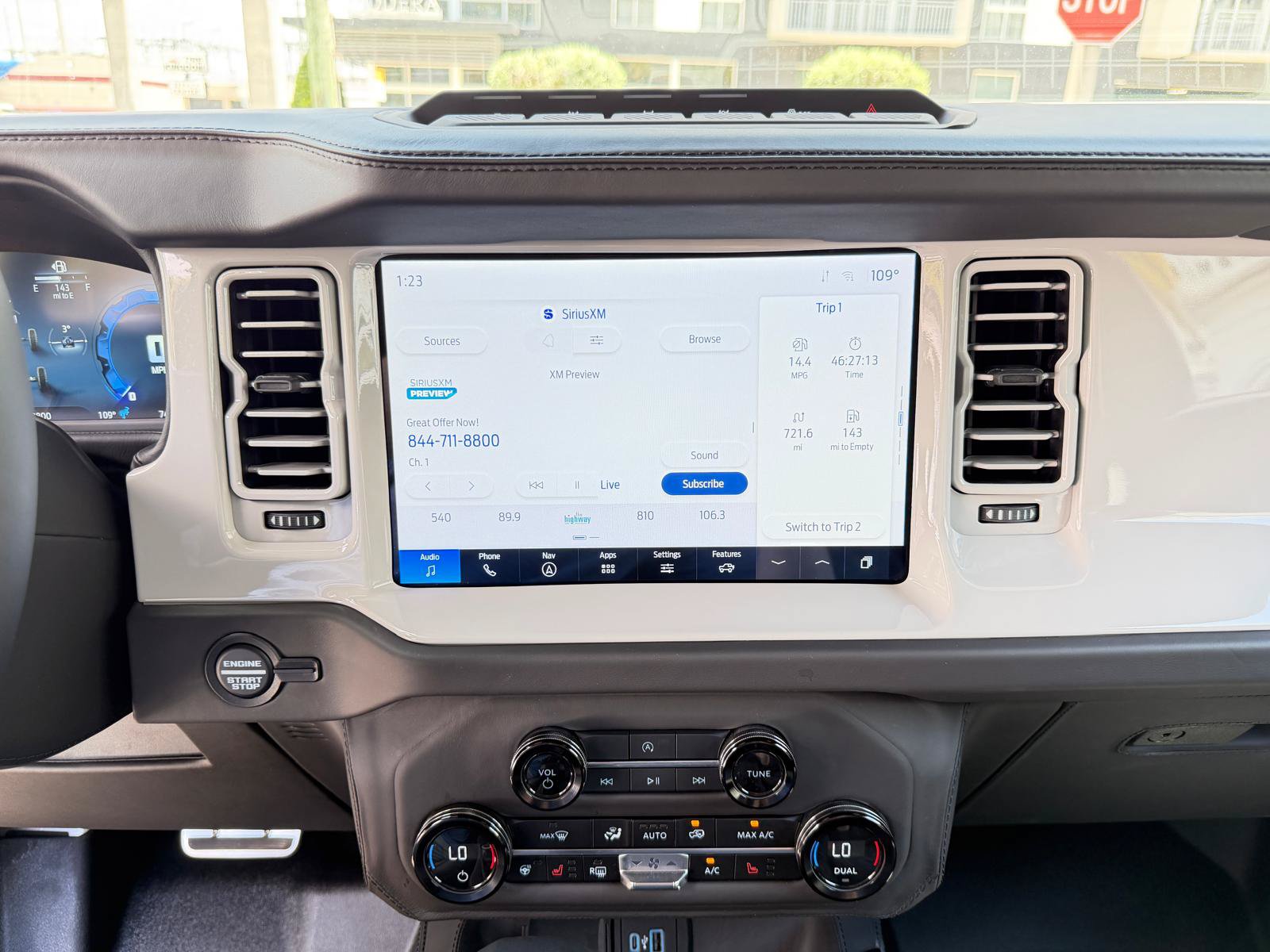 Used 2025 Ford Bronco Badlands AWD/4WD image 43