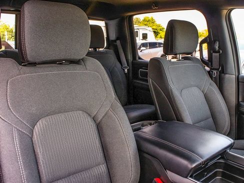 Used 2023 RAM 1500 Big Horn AWD/4WD image 37