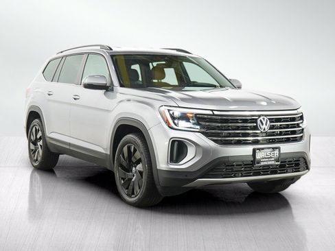 Used 2026 Volkswagen Atlas SE AWD/4WD image 7