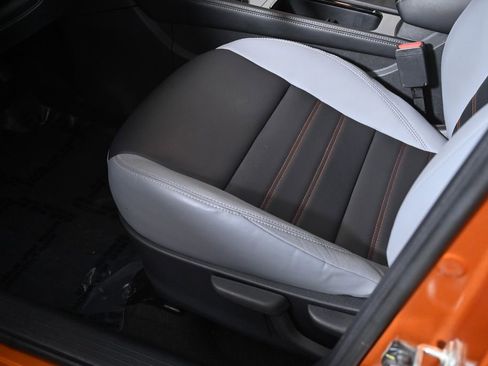 Used 2021 Nissan Kicks SR w/ SR Premium Package image 23