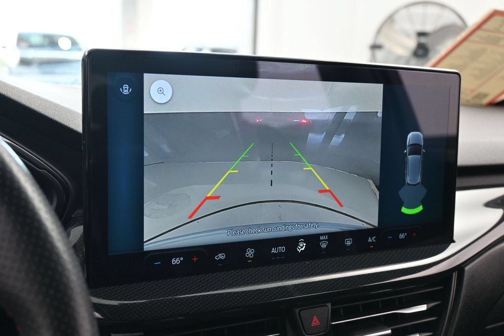 Used 2024 Ford Escape ST-Line w/ Tech Pack #1 FWD image 18