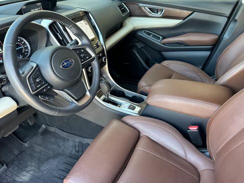 Used 2019 Subaru Ascent Touring w/ Popular Package #3 AWD/4WD image 9