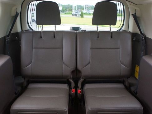 Used 2016 Lexus GX 460 w/ Navigation Package AWD/4WD image 16
