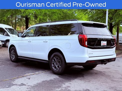 Used 2025 Ford Expedition Max Active AWD/4WD image 6