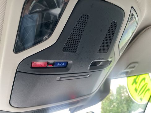 Used 2024 Subaru Outback Premium image 43