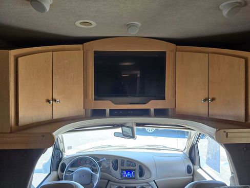 Used 2006 Ford E-450 and Econoline 450 RWD image 22