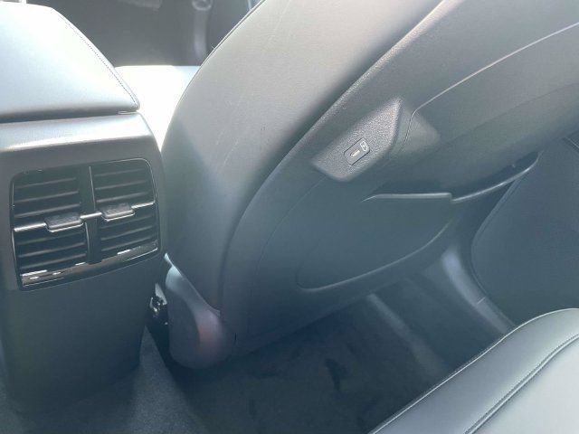 New 2026 Kia Niro EX FWD image 12