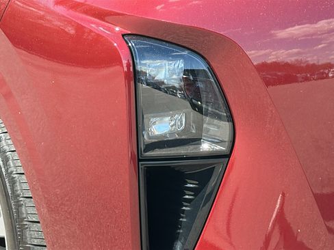 Used 2025 INFINITI QX80 Sensory image 5