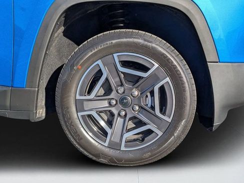 New 2026 Jeep Cherokee Limited image 10