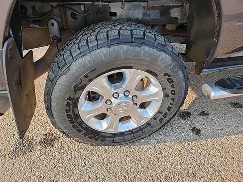 Used 2021 RAM 2500 Big Horn w/ Level 1 Equipment Group AWD/4WD image 40