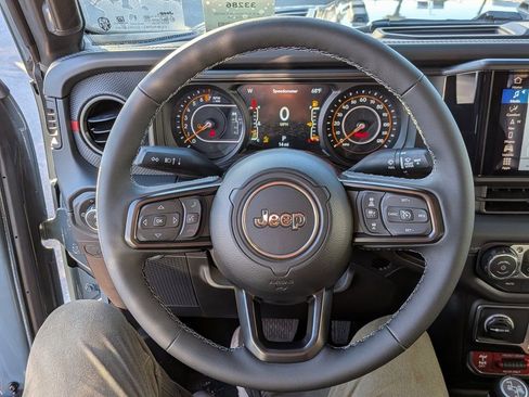 New 2026 Jeep Gladiator Rubicon image 12