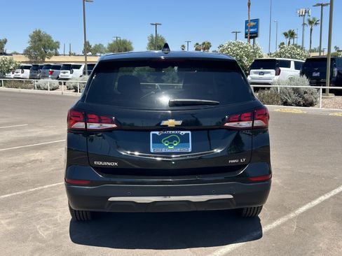 Used 2024 Chevrolet Equinox LT AWD/4WD image 4