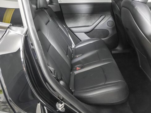 Used 2023 Tesla Model Y Long Range AWD/4WD image 38
