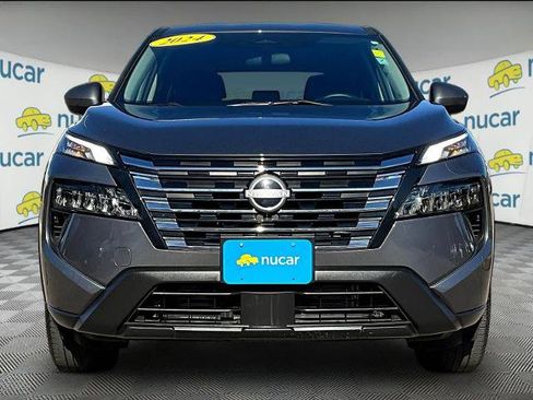 Certified 2024 Nissan Rogue SV image 2