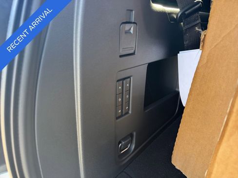 Used 2024 Ford Expedition XLT image 21