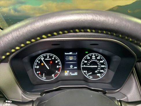 Certified 2025 Subaru Outback Onyx Edition AWD/4WD image 38
