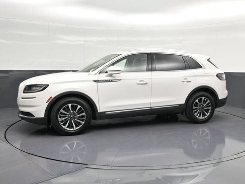 Used 2023 Lincoln Nautilus Reserve FWD image 7