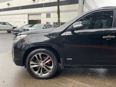 Used 2014 Kia Sorento SX w/ 3rd Row Package image 10