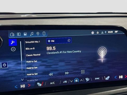 New 2026 Chevrolet Traverse LT w/ LPO, Floor Liner Package image 16