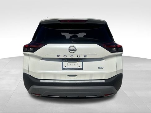 Used 2023 Nissan Rogue SV w/ SV Premium B Package image 7