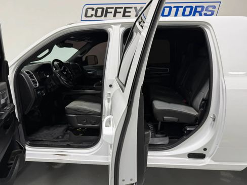 Used 2022 RAM 2500 Big Horn w/ Level A Equipment Group AWD/4WD image 11