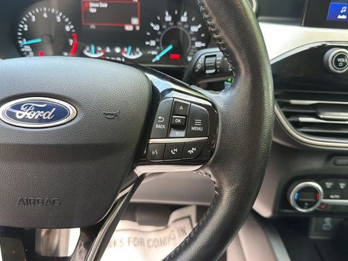 Used 2021 Ford Escape SE w/ SE Sport Appearance Package AWD/4WD image 29