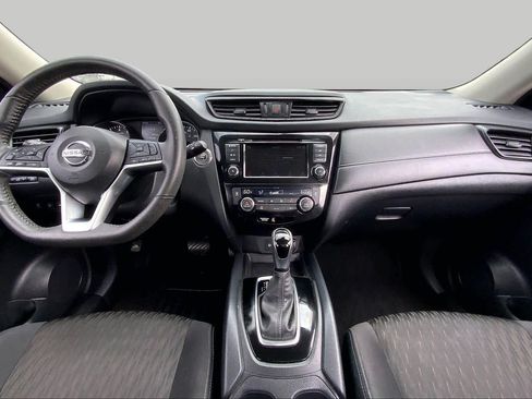 Used 2020 Nissan Rogue SV FWD image 15