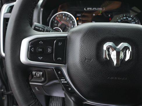 Used 2025 RAM 1500 Big Horn AWD/4WD image 16